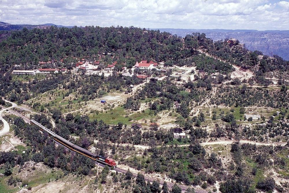 Hotel Mansion Tarahumara Areponapuchi المظهر الخارجي الصورة