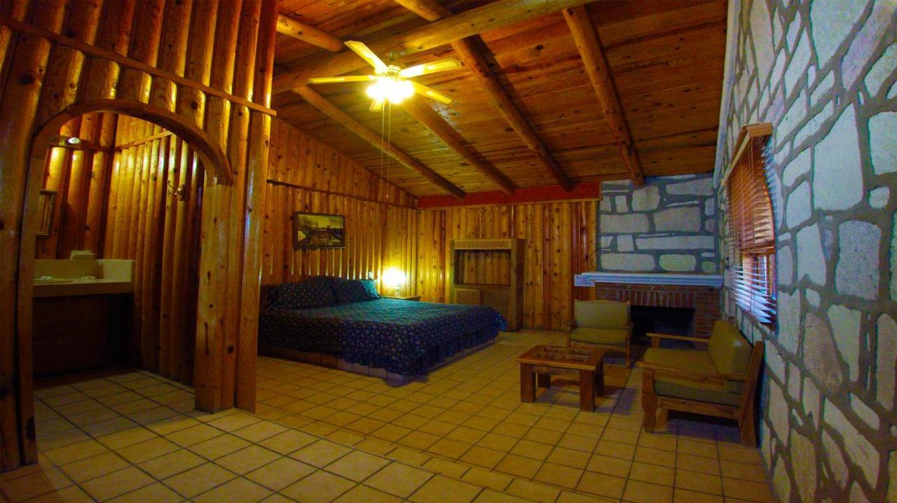 Hotel Mansion Tarahumara Areponapuchi المظهر الخارجي الصورة