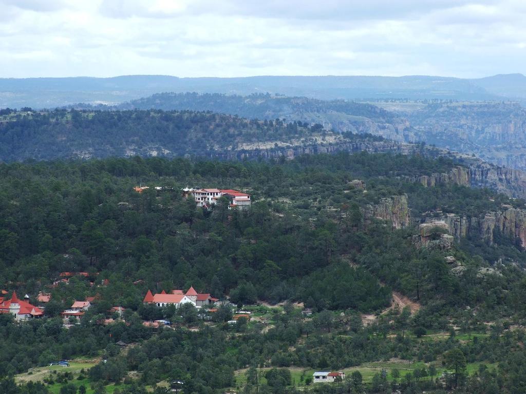 Hotel Mansion Tarahumara Areponapuchi المظهر الخارجي الصورة